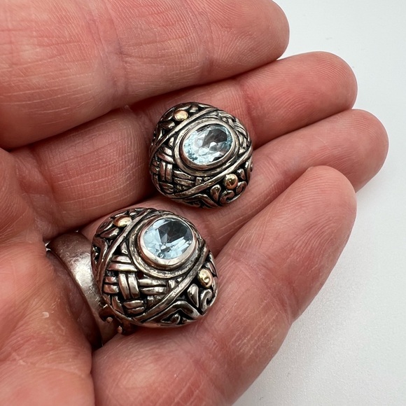 Detailed Vintage Sterling Silver and 18k with Blue Stone Earrings - Picture 7 of 12